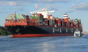 Containerschiff-002