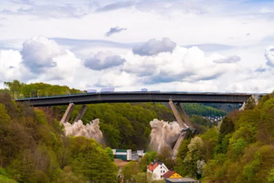Sprenung Talbrücke Rahmede am 7. Mai 2023